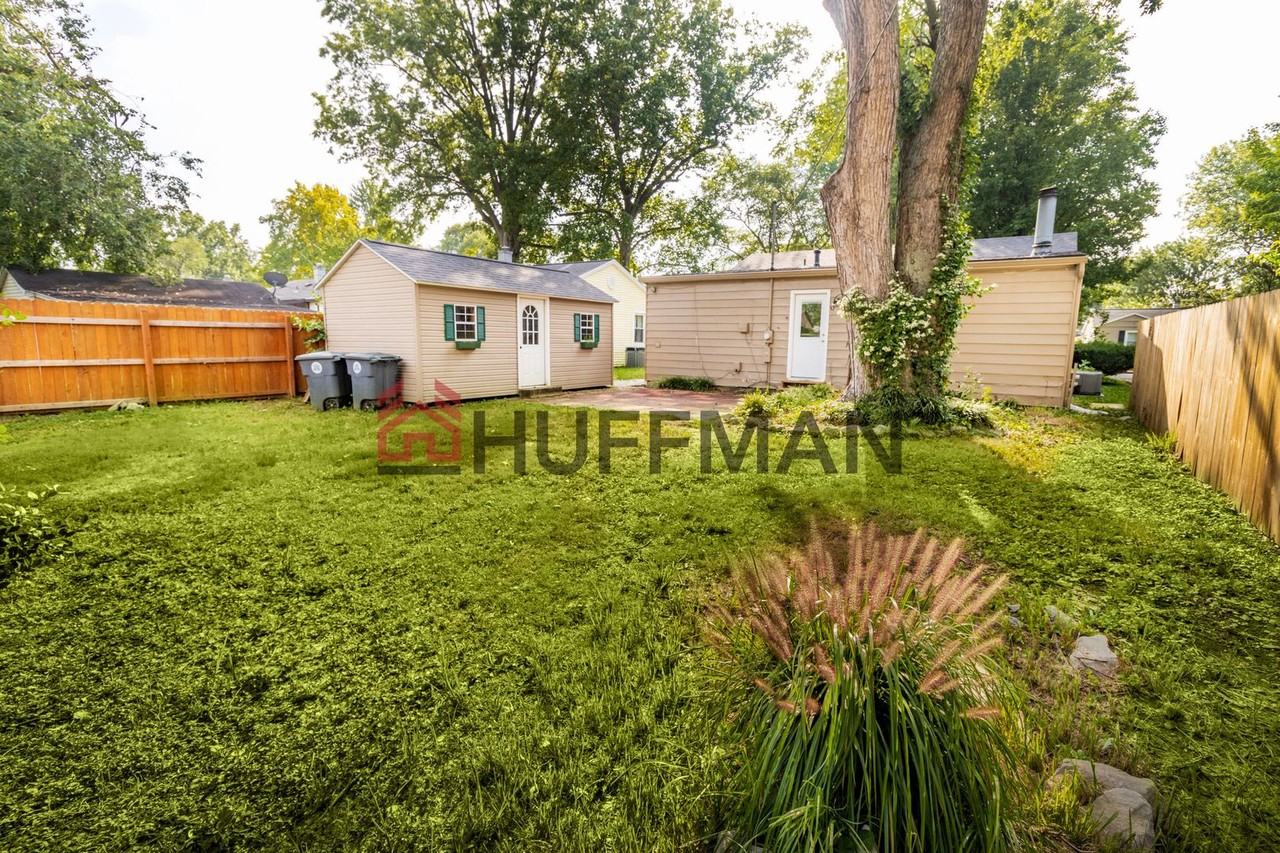 1400 S Ruston Ave - Photo 3 of 17