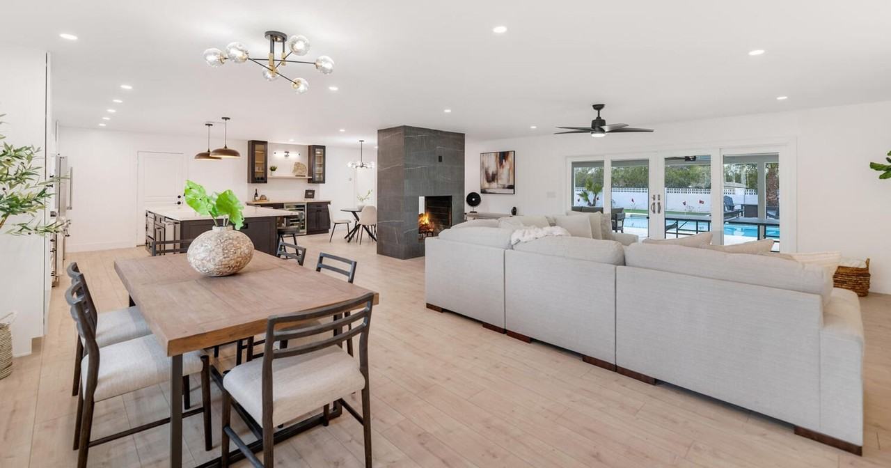 5311 N Woodmere Fairway - Photo 4 of 34