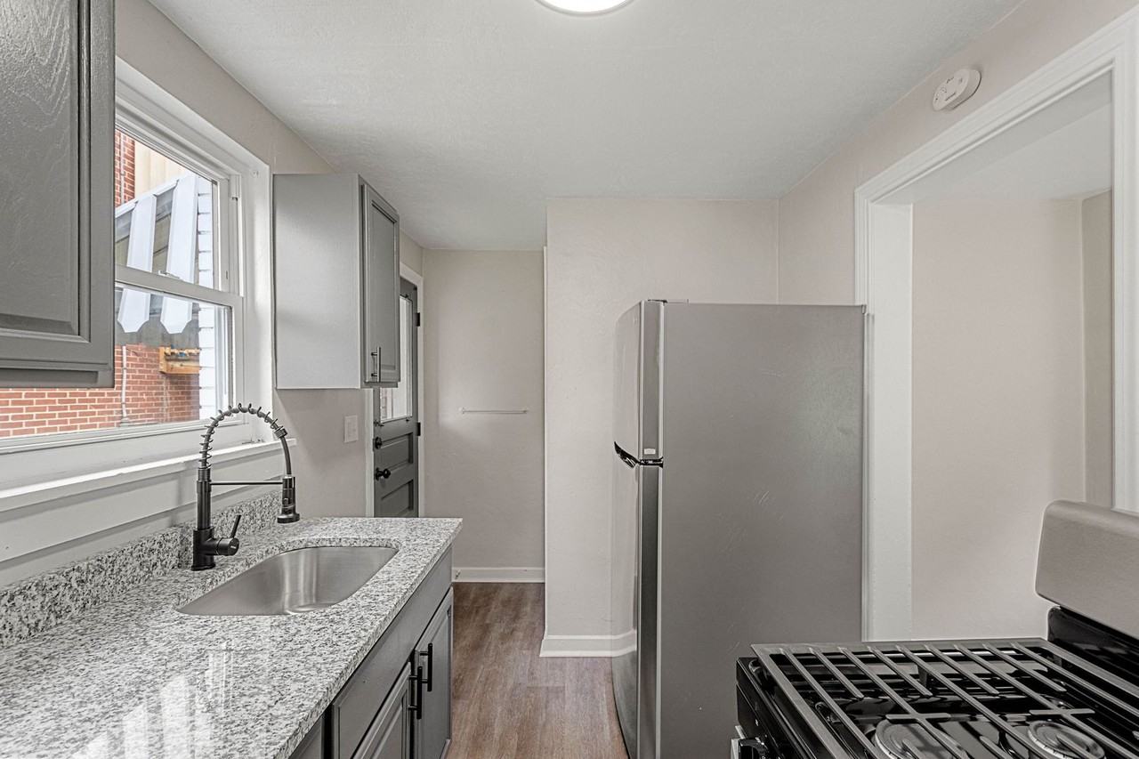 1114 North Ave - Photo 7 of 21