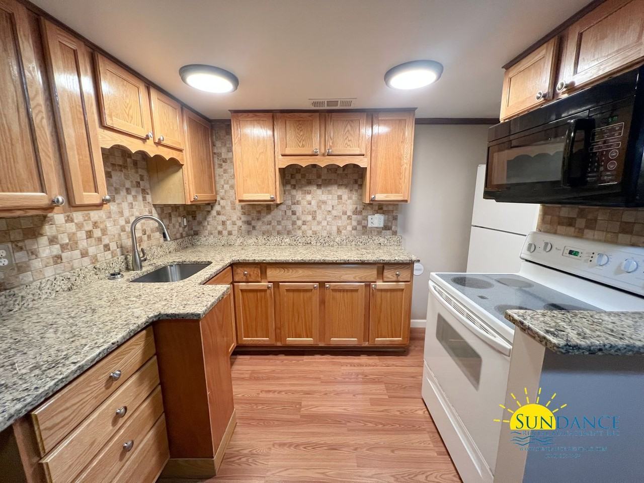 225 Wright Pkwy Nw #4 - Photo 6 of 21