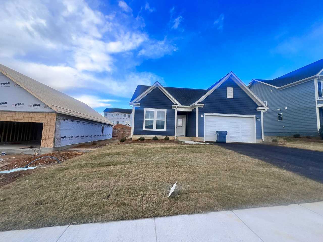 5016 Forsythia Pl - Photo 2 of 19