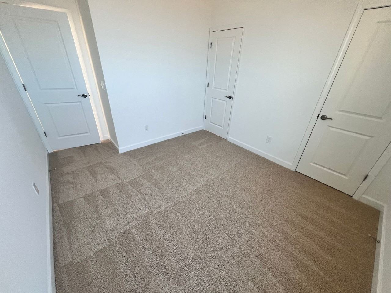 5016 Forsythia Pl - Photo 5 of 18