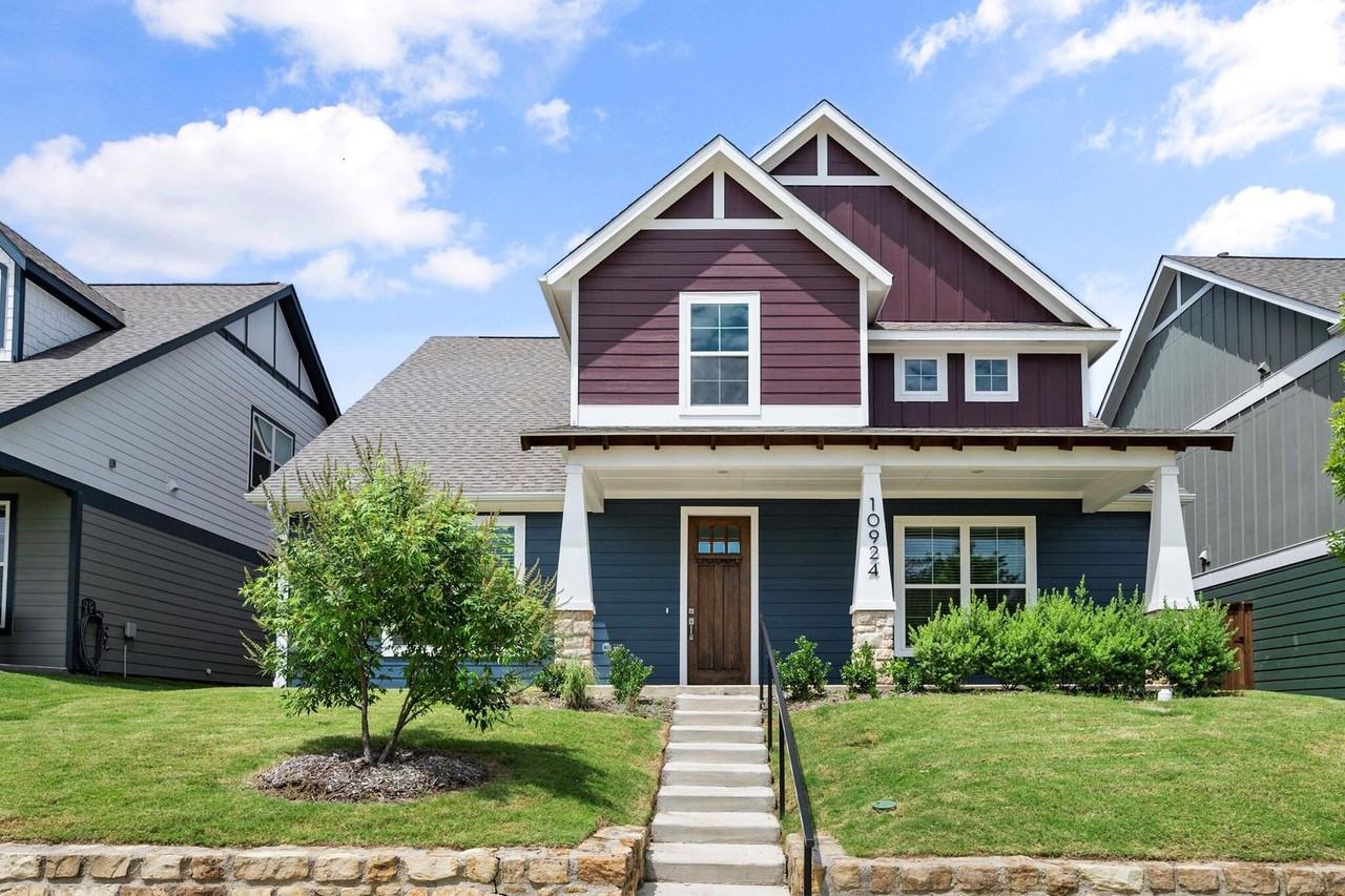 10924 Rochelle Ct - Photo 2 of 37