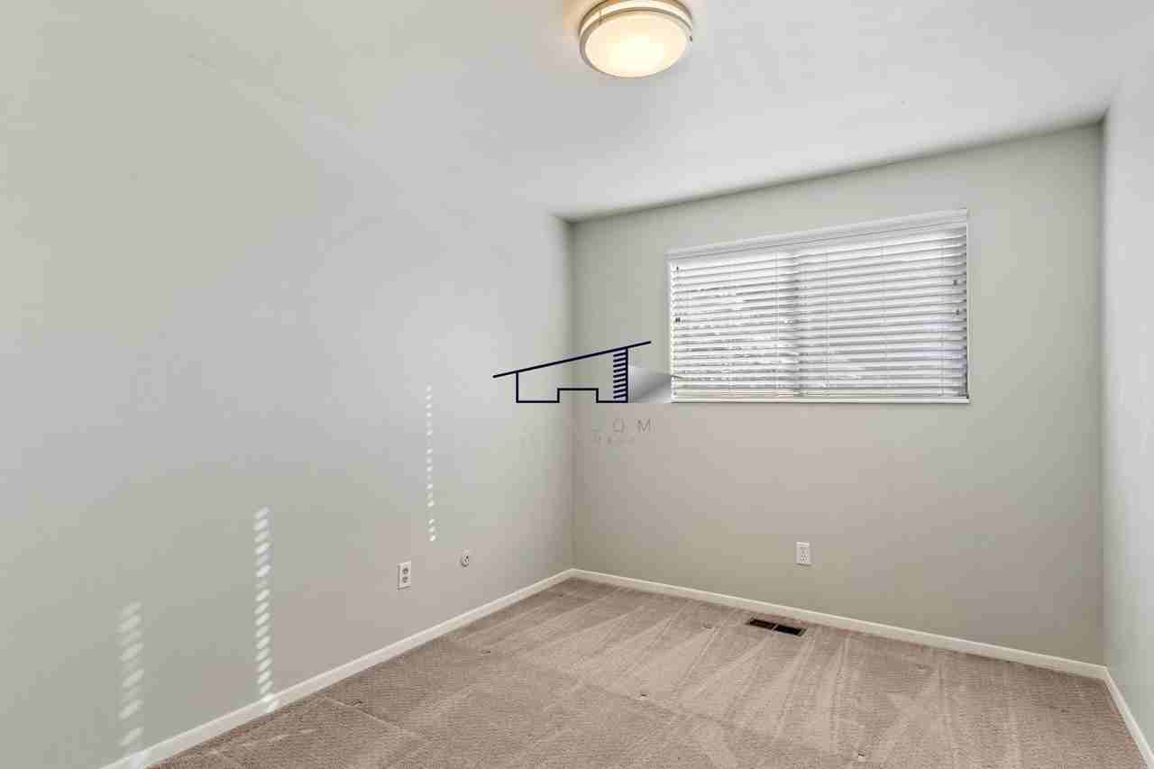 1186 E 3150 N - Photo 7 of 18