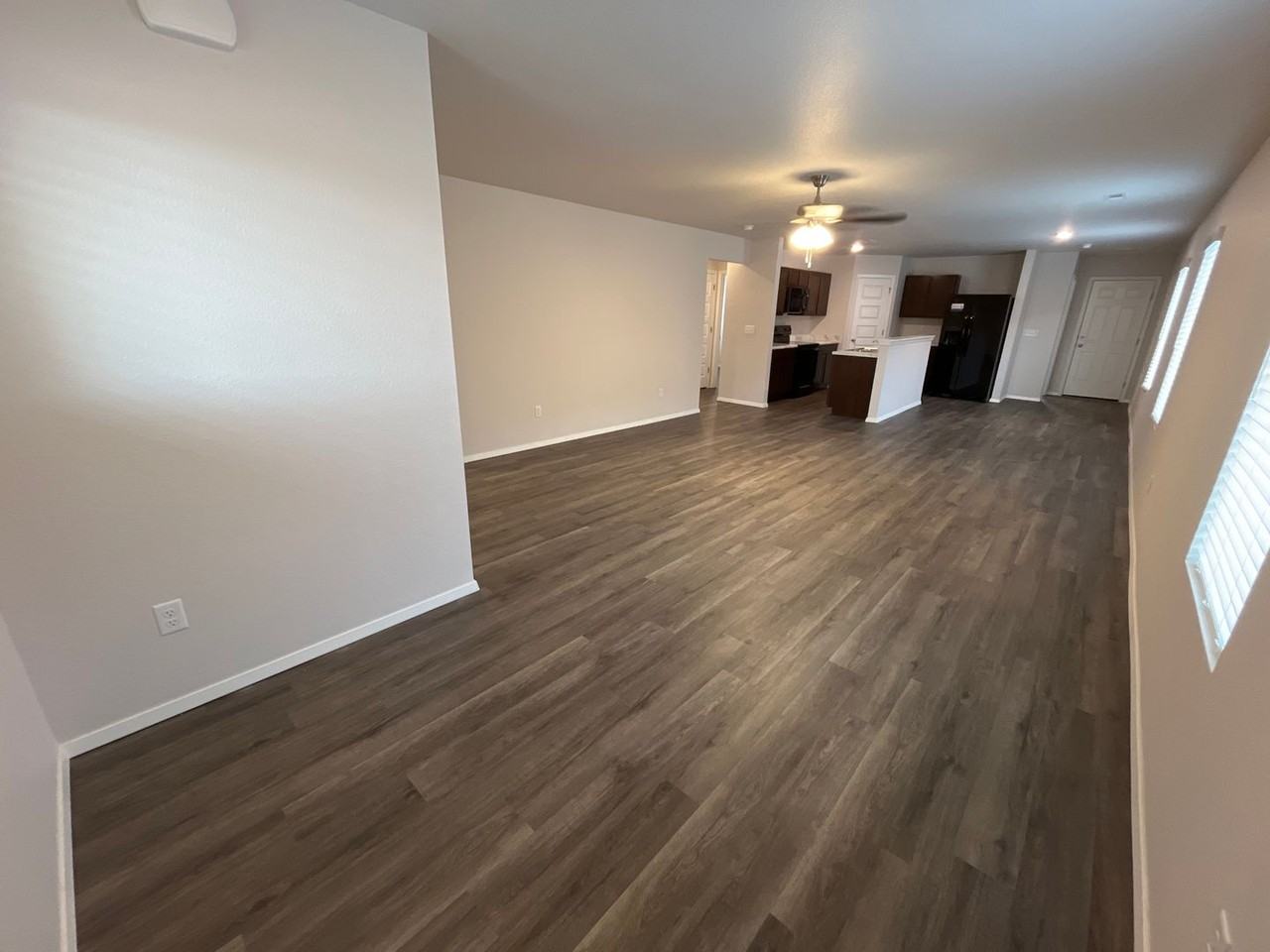 3085 Vail Ave - Photo 6 of 19