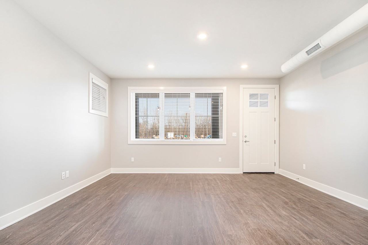 7518 Fase St Se - Photo 4 of 22