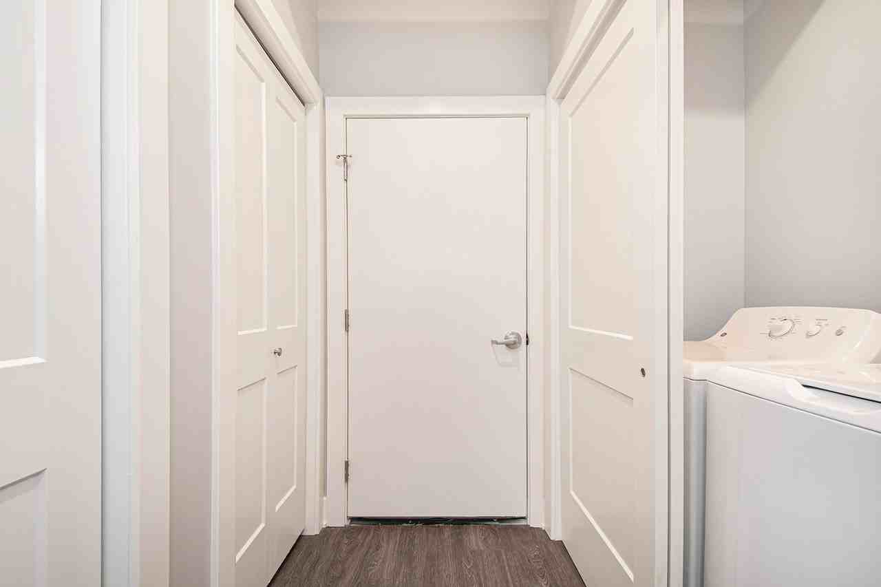 7510 Fase Street Southeast - Photo 6 of 20