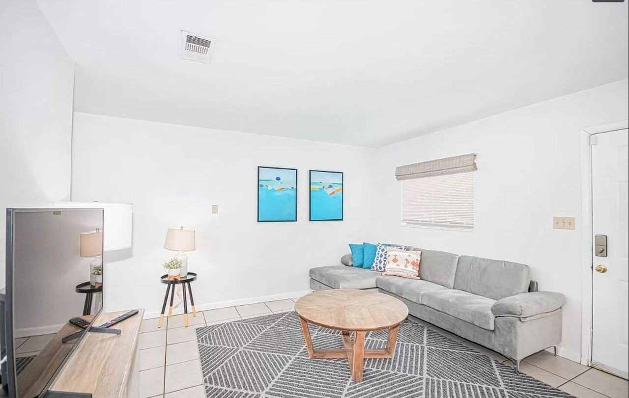 1634 Airport Dr - Photo 4 of 6