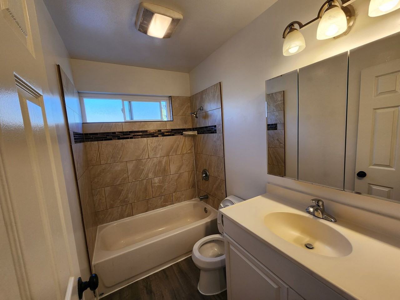 8613 La Riviera Dr #C - Photo 5 of 8