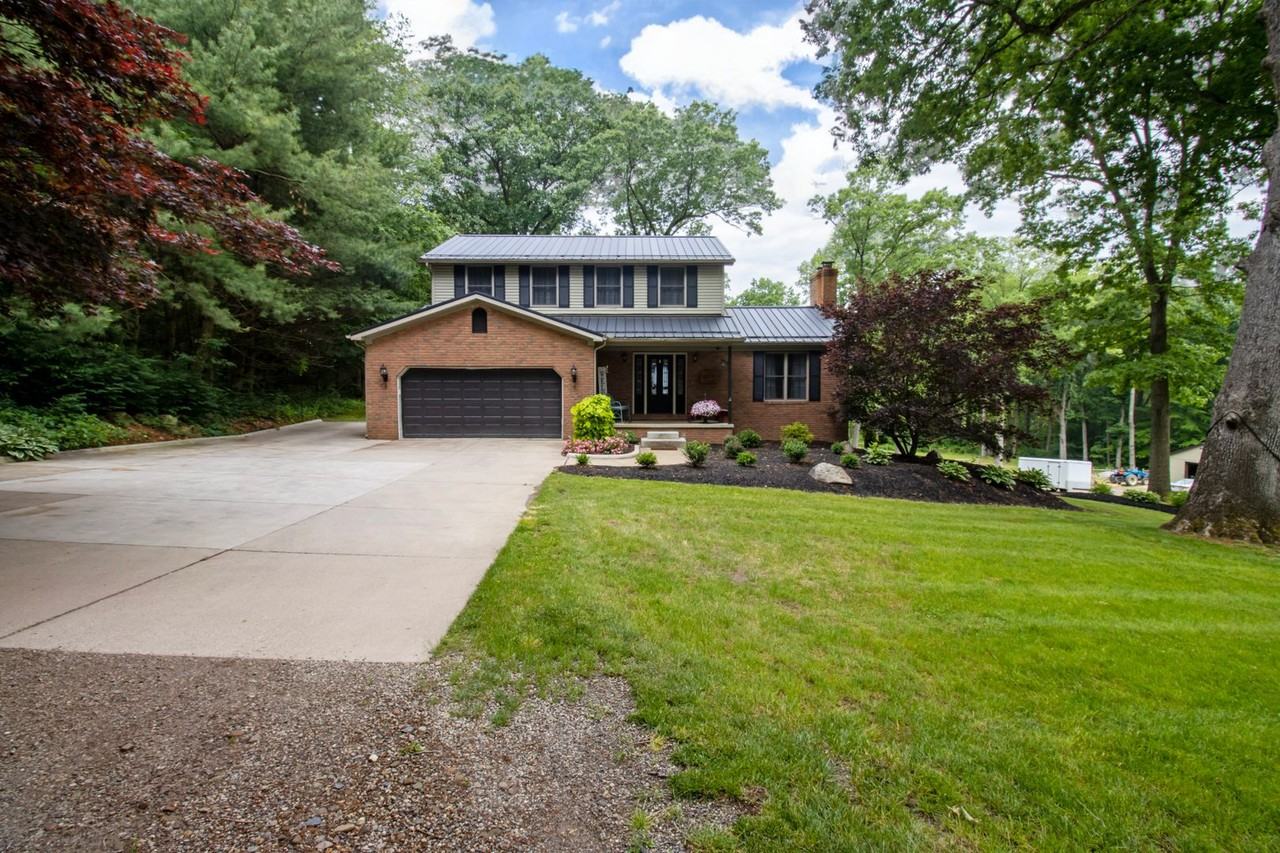 9990 Fraze Rd - Photo 2 of 27