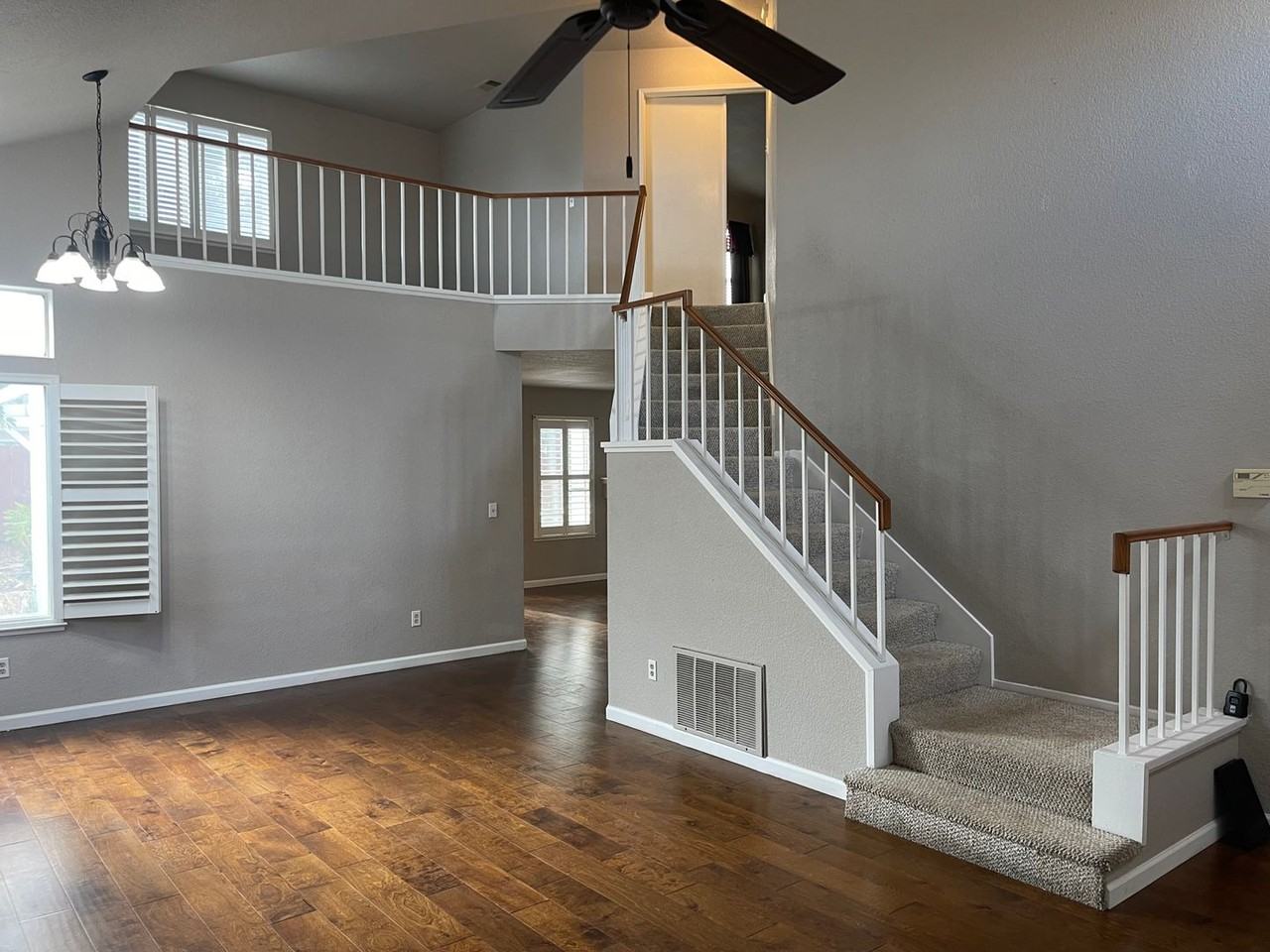 2234 Prestwick St - Photo 3 of 48