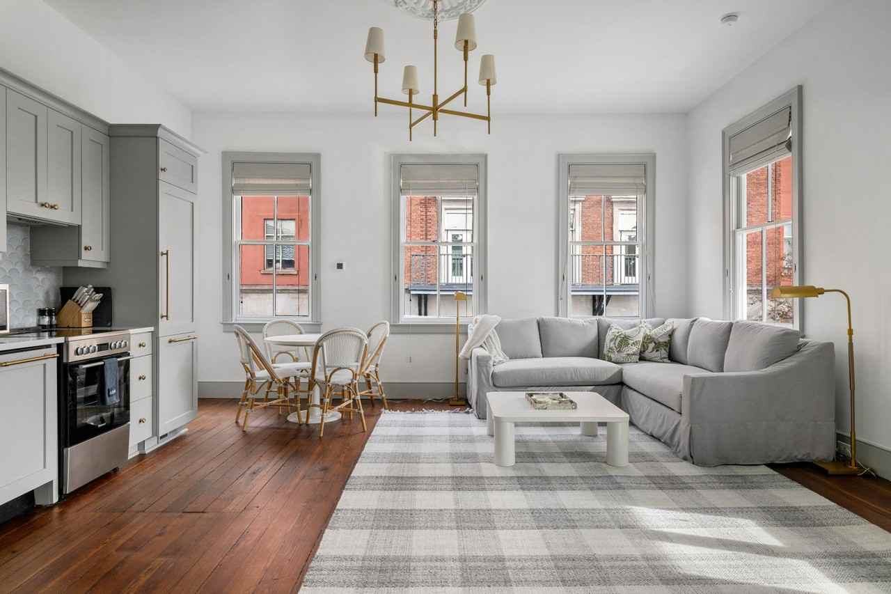 123 King St - Photo 2 of 21
