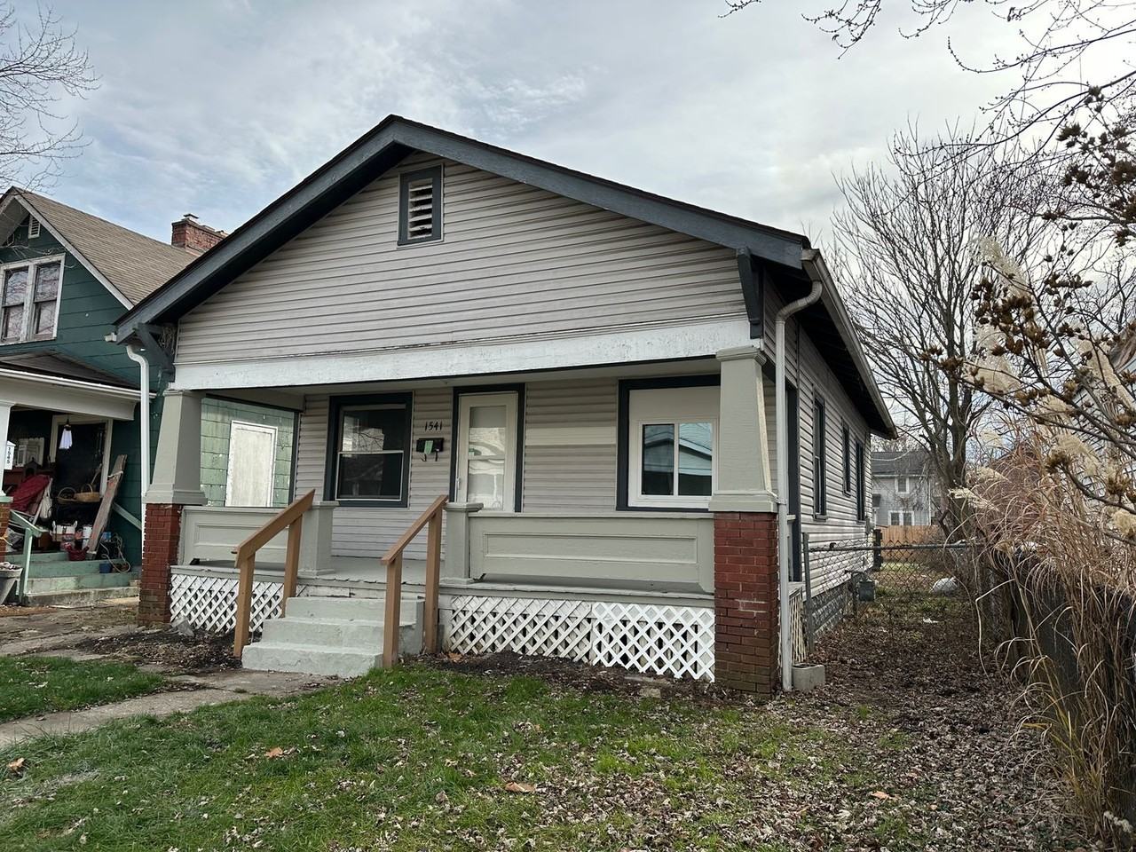 1541 E Blake Ave - Photo 3 of 11