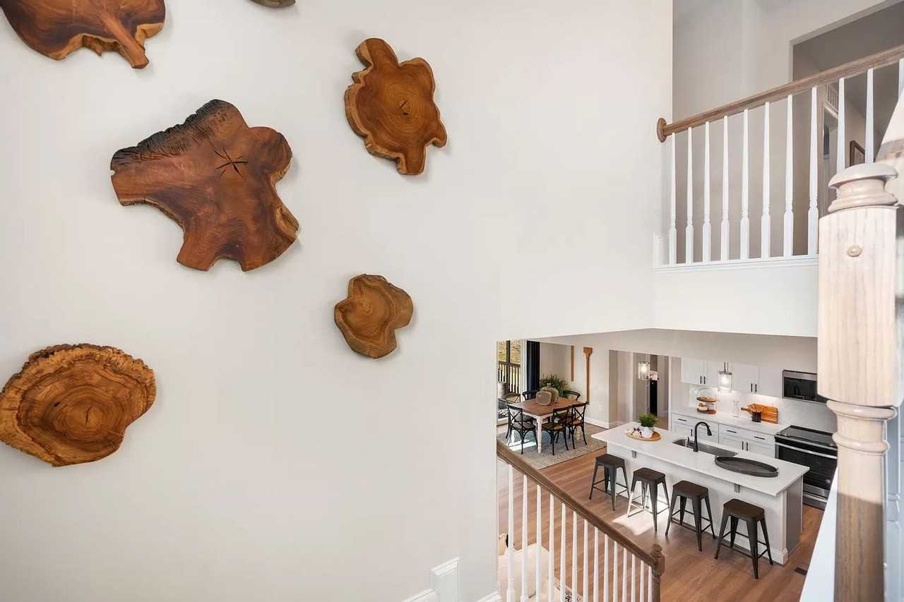 108 Gunderson Ln - Photo 6 of 41