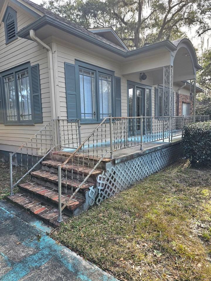 107 Cactus St - Photo 3 of 40