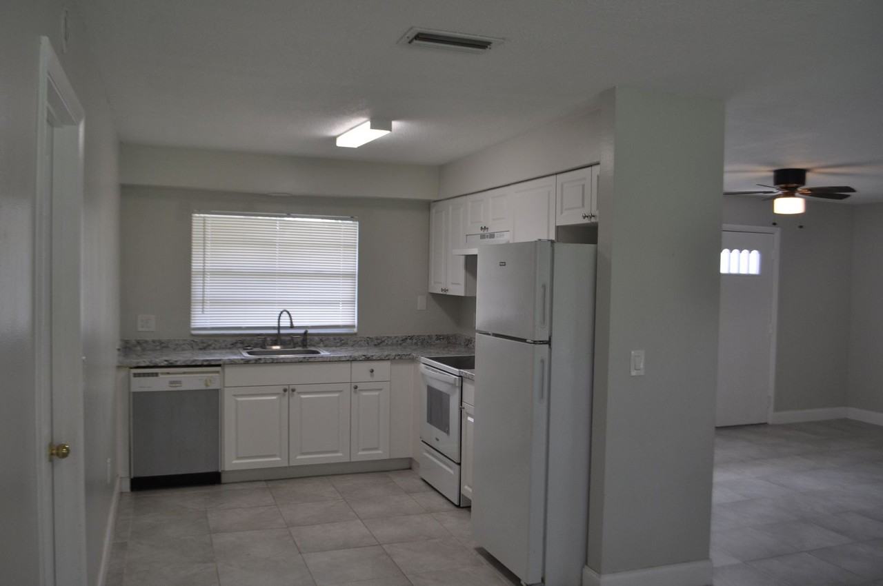 17 Felter Ln - Photo 5 of 26