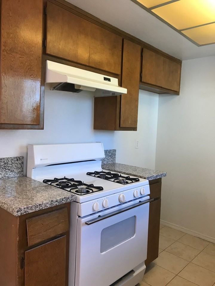 1186 E Lugonia Ave #4 - Photo 6 of 17