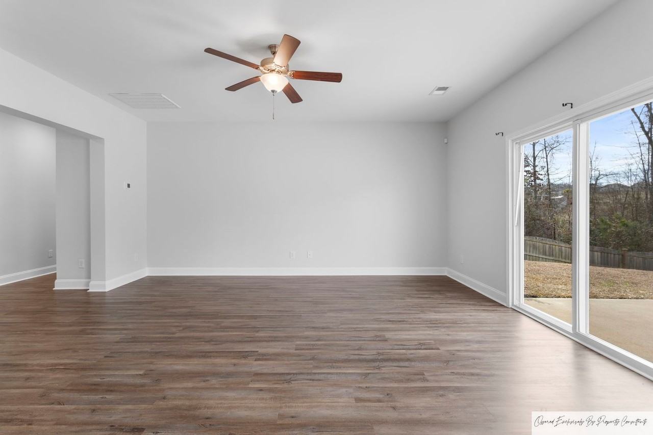 409 Silver Anchor Dr - Photo 4 of 26