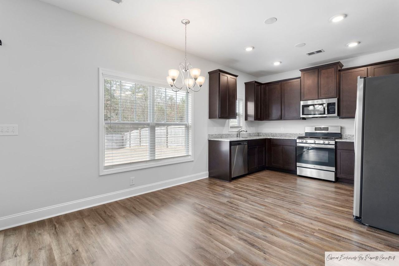 409 Silver Anchor Dr - Photo 6 of 26