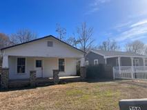 722 Indian Ave - Photo 1 of 1