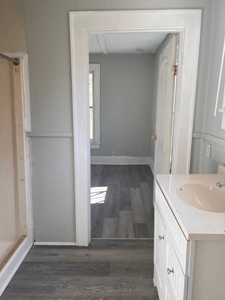 722 Indian Ave - Photo 5 of 7