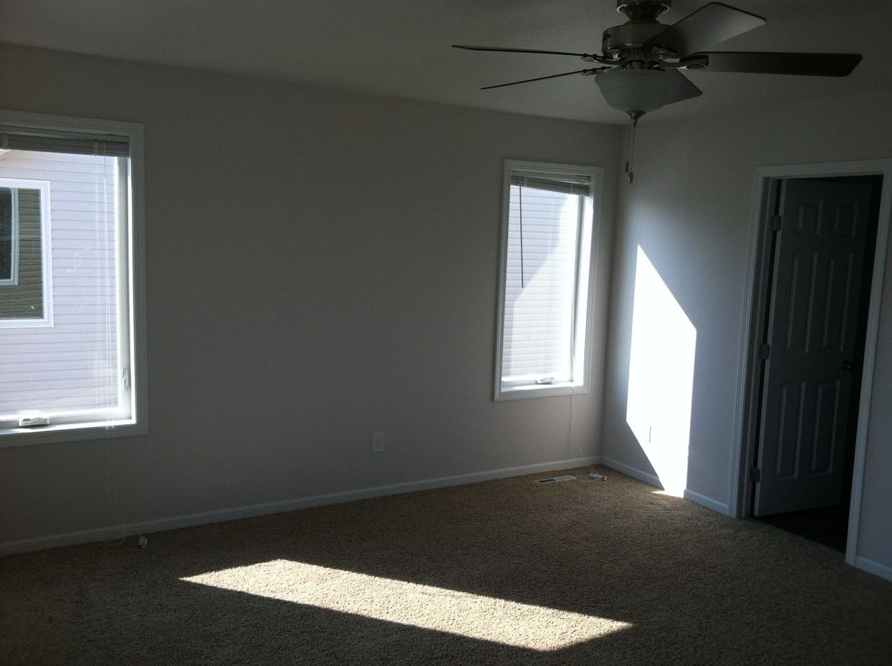 6215 56th Ave S - Photo 3 of 7