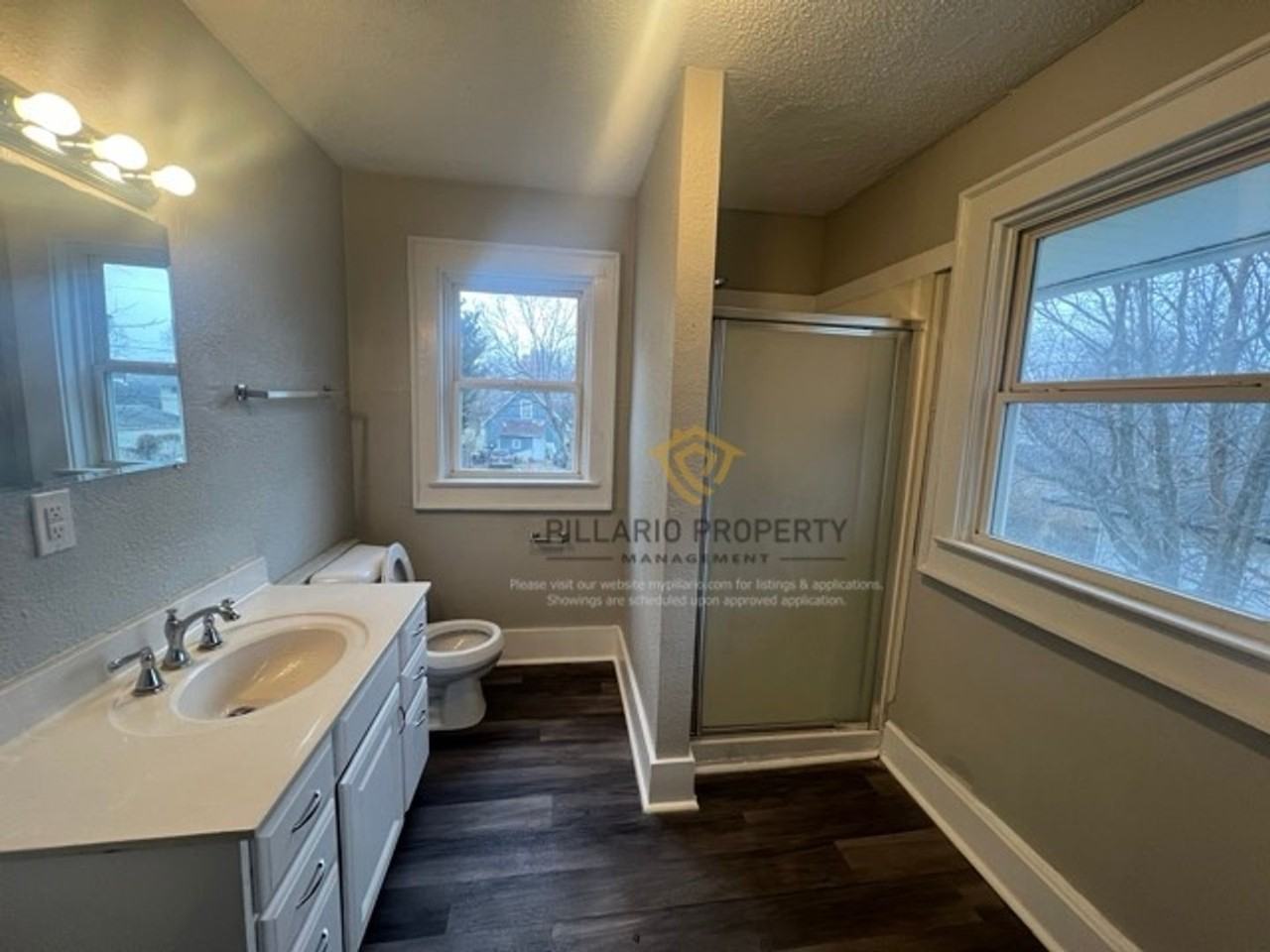 3655 N Kenwood Ave - Photo 4 of 15