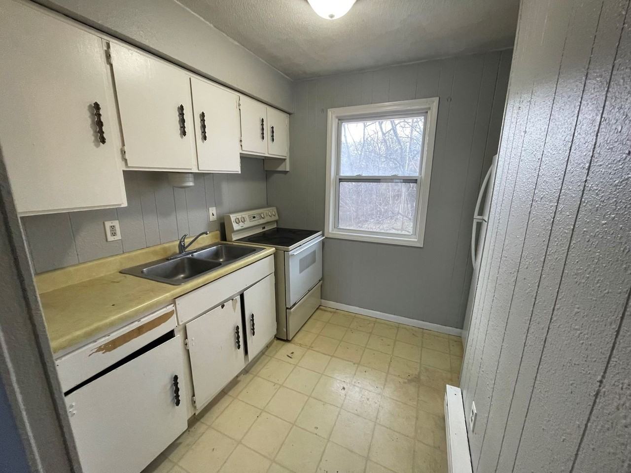 1451 N Dawn Dr - Photo 5 of 10