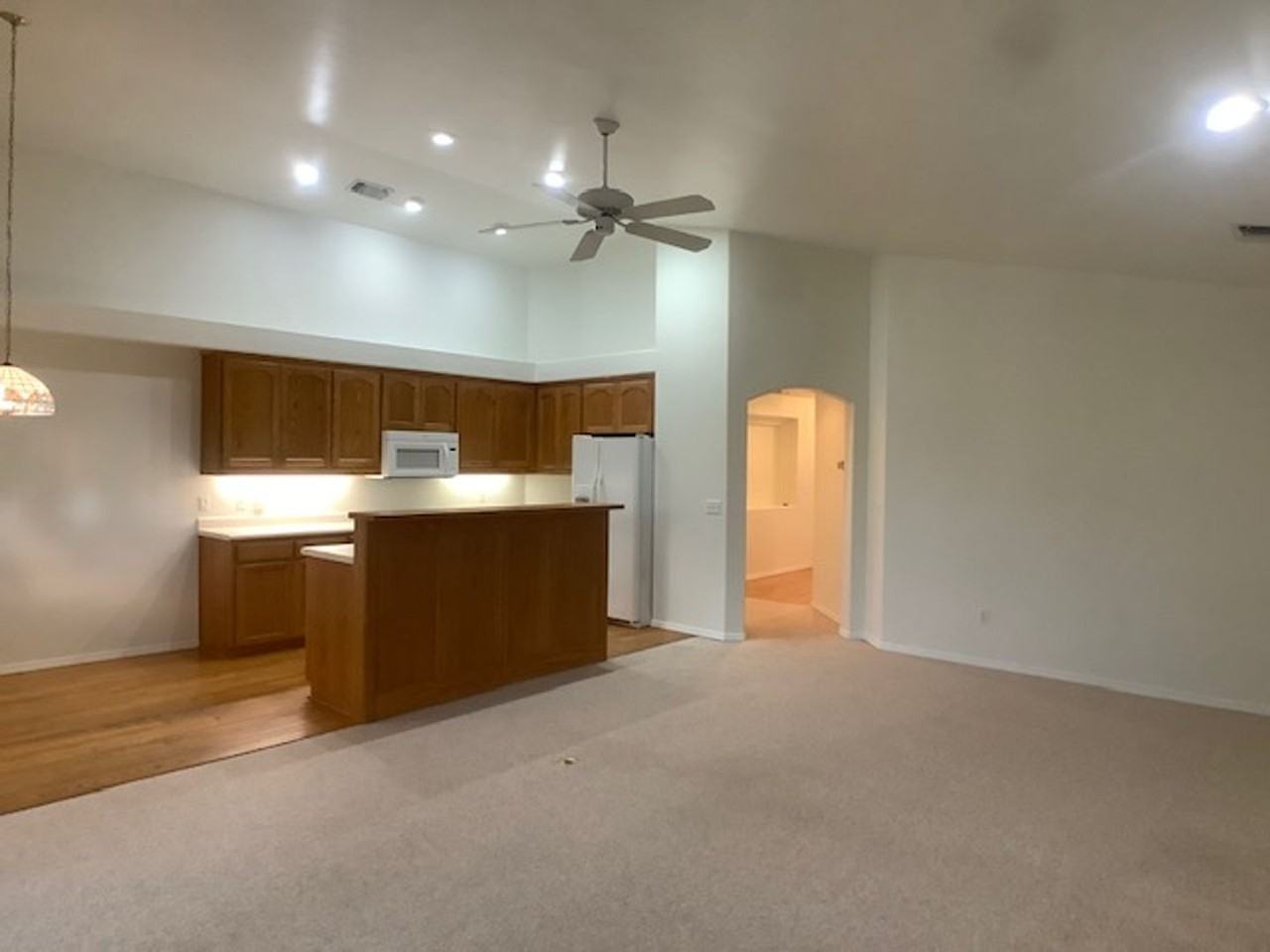 702 Summerwood Dr - Photo 5 of 18