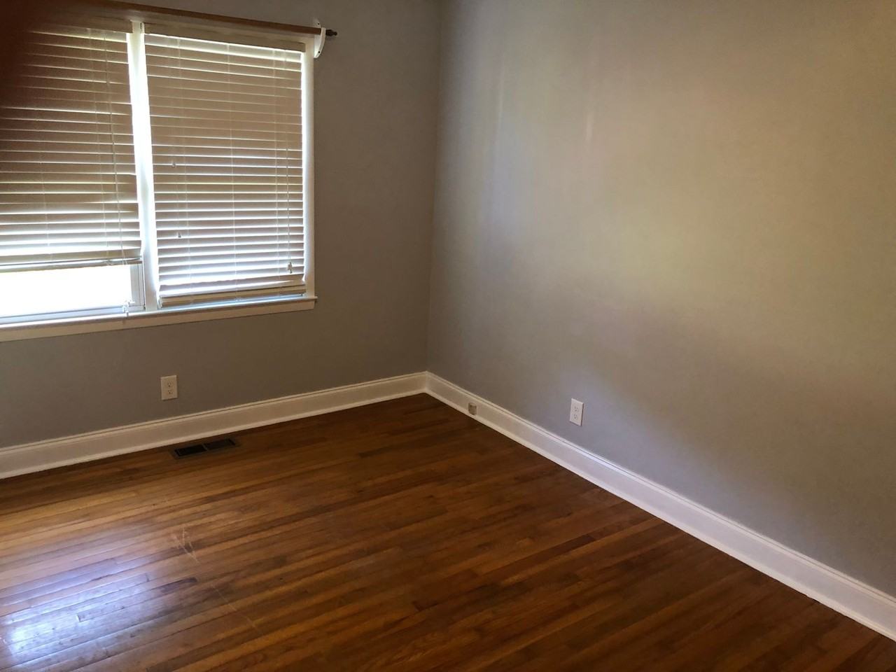 1401 W Point Pkwy - Photo 5 of 15