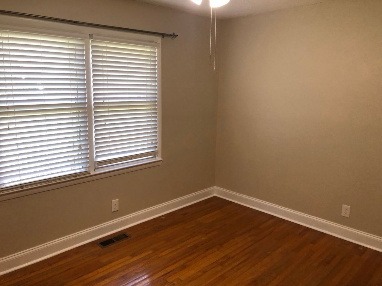 1401 W Point Pkwy - Photo 6 of 15