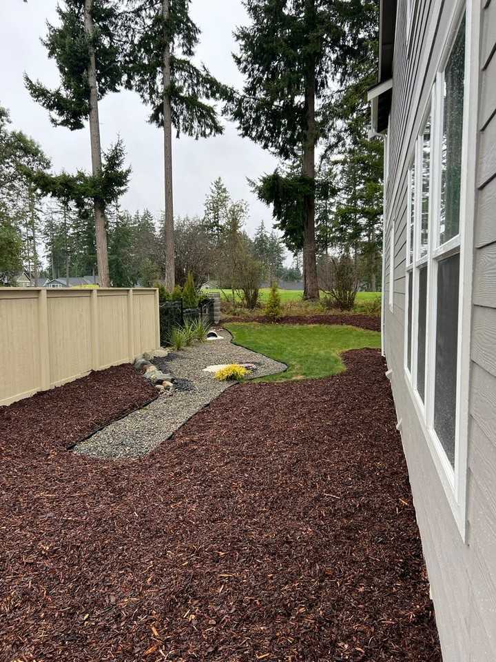 4237 Caddyshack Dr Ne - Photo 5 of 33