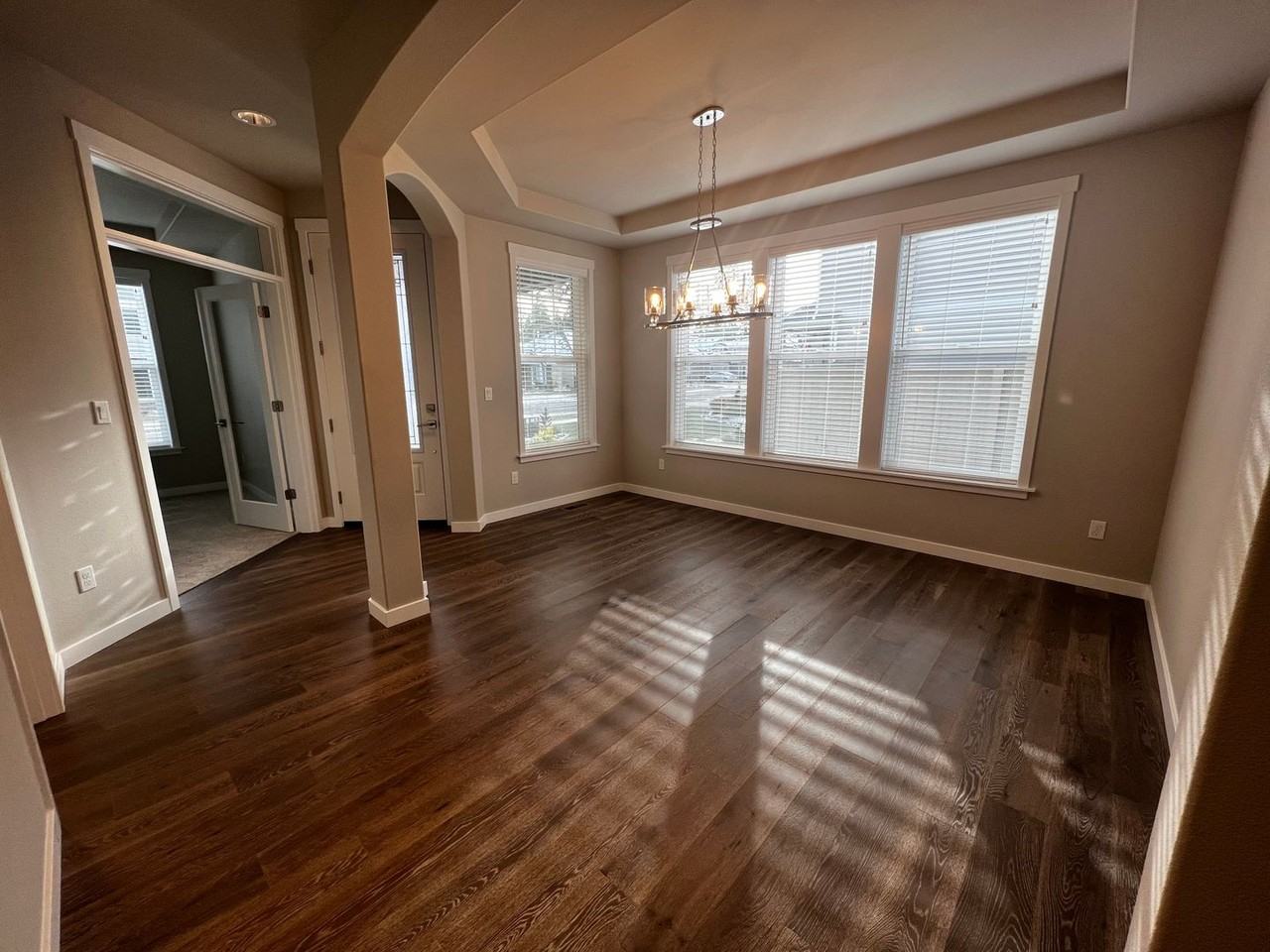 4237 Caddyshack Dr Ne - Photo 6 of 33