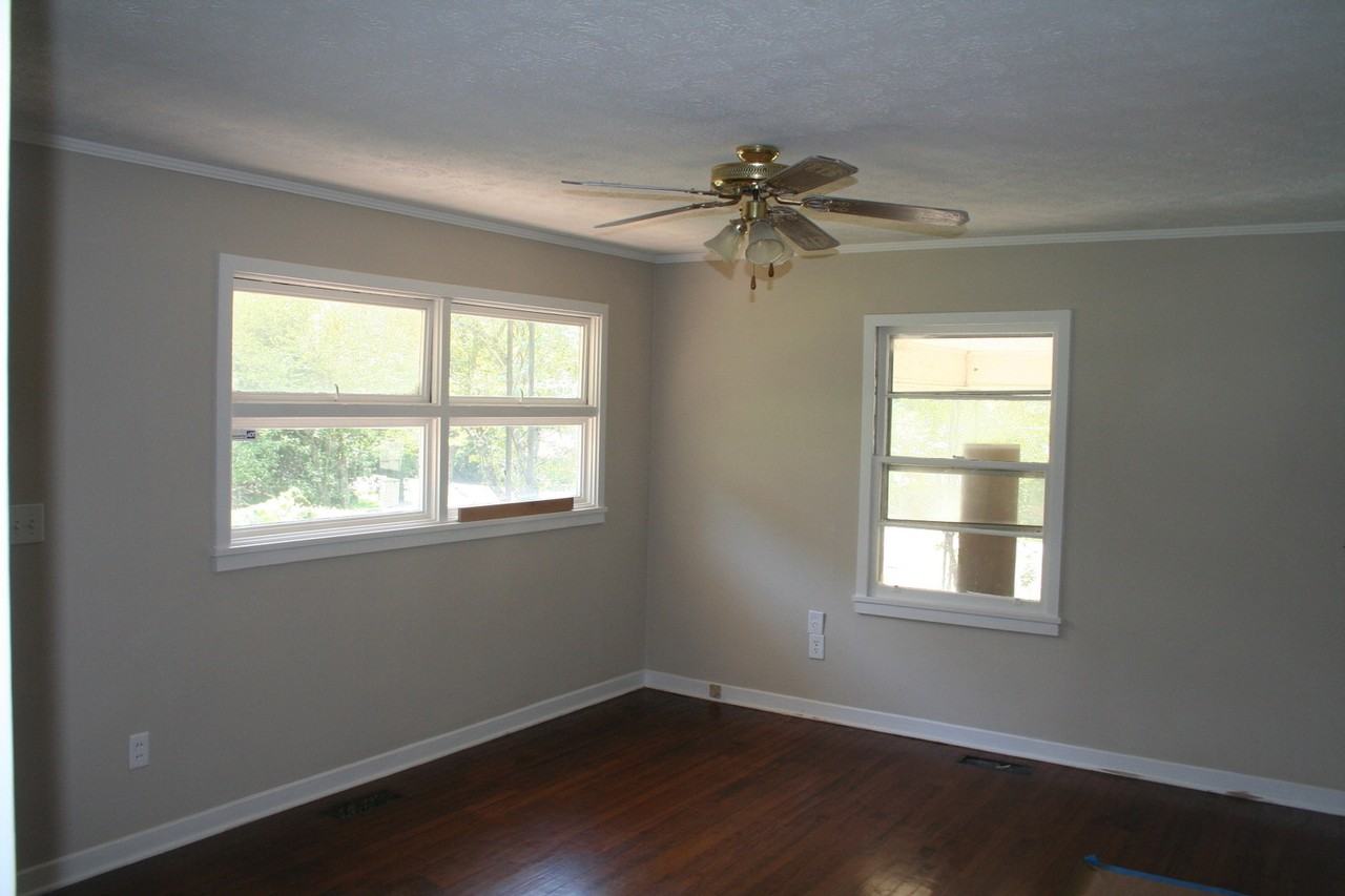 103 Candler Ct - Photo 3 of 13