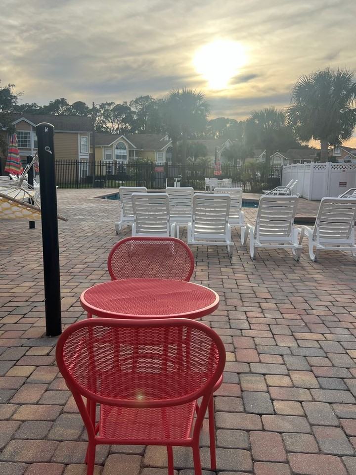 2456 Sweetwater Club Cir - Photo 3 of 33