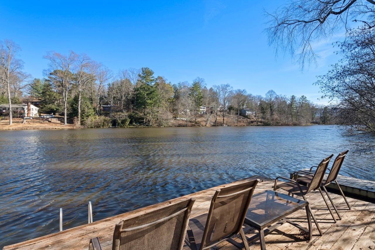 74 Plymouth Cir - Photo 2 of 43