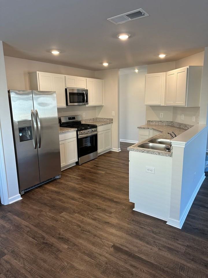 129 Coleman Way - Photo 7 of 24