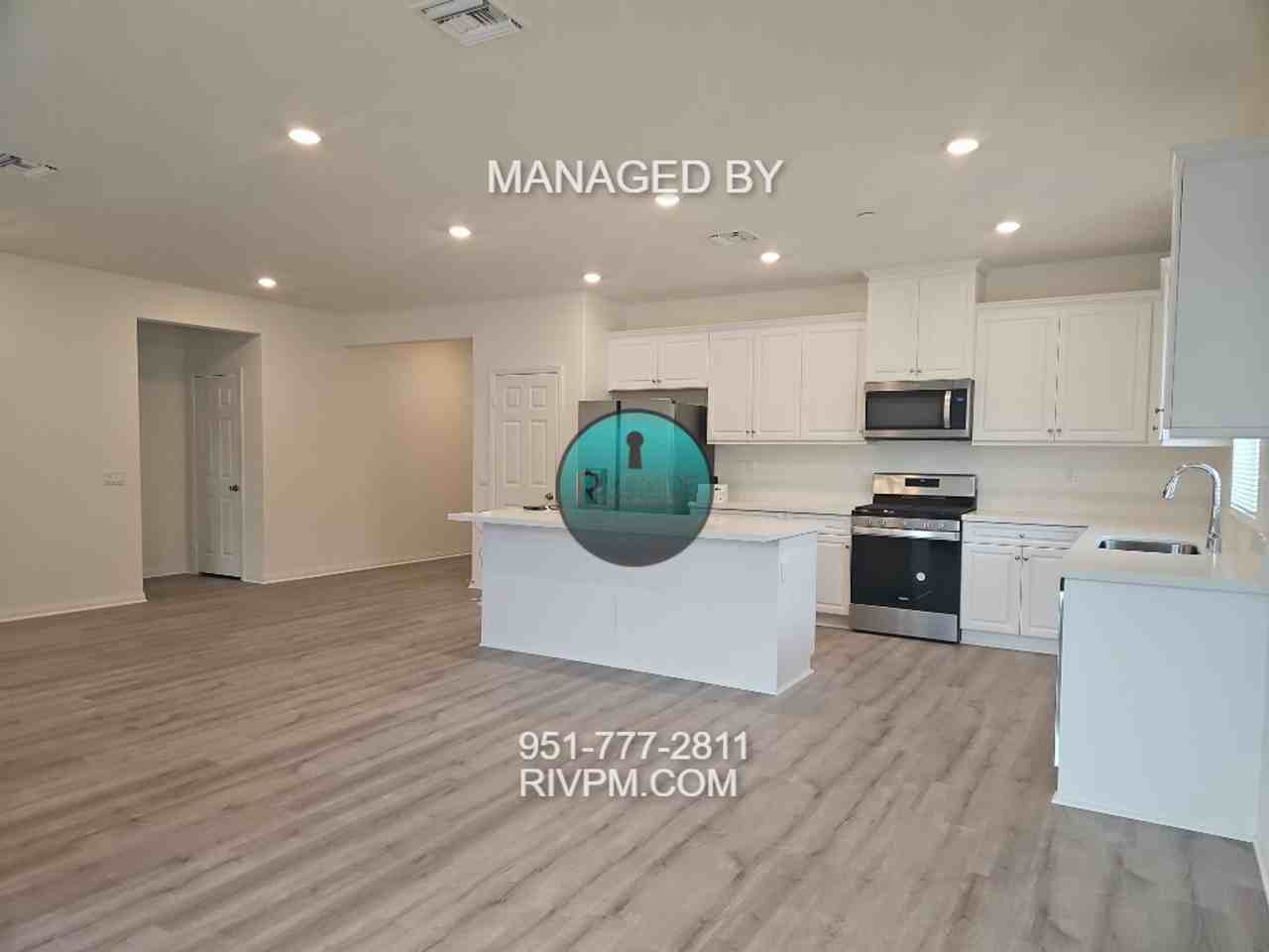 19735 Limon Ct - Photo 3 of 27