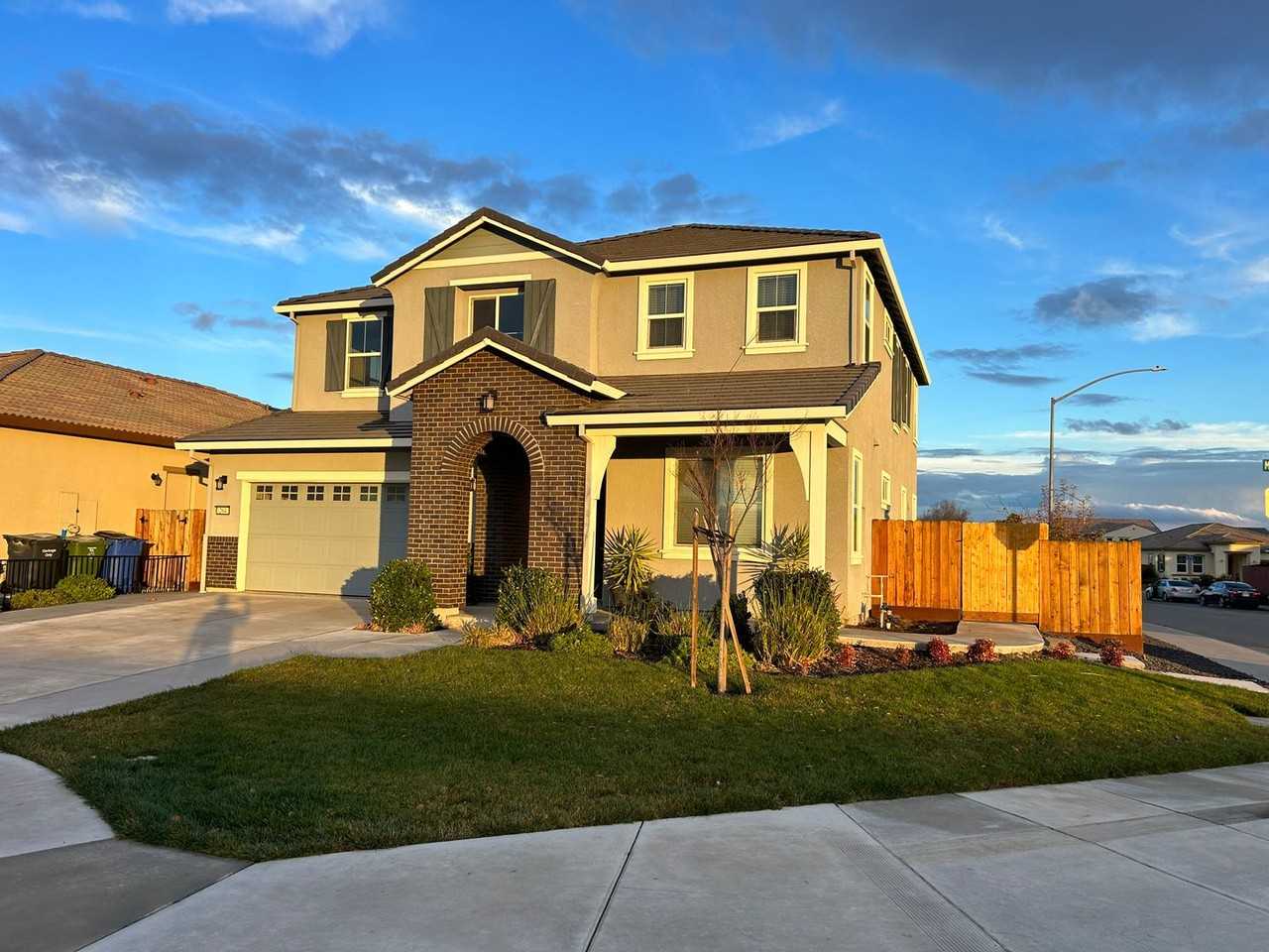 264 Mabel Josephine Dr - Photo 2 of 35