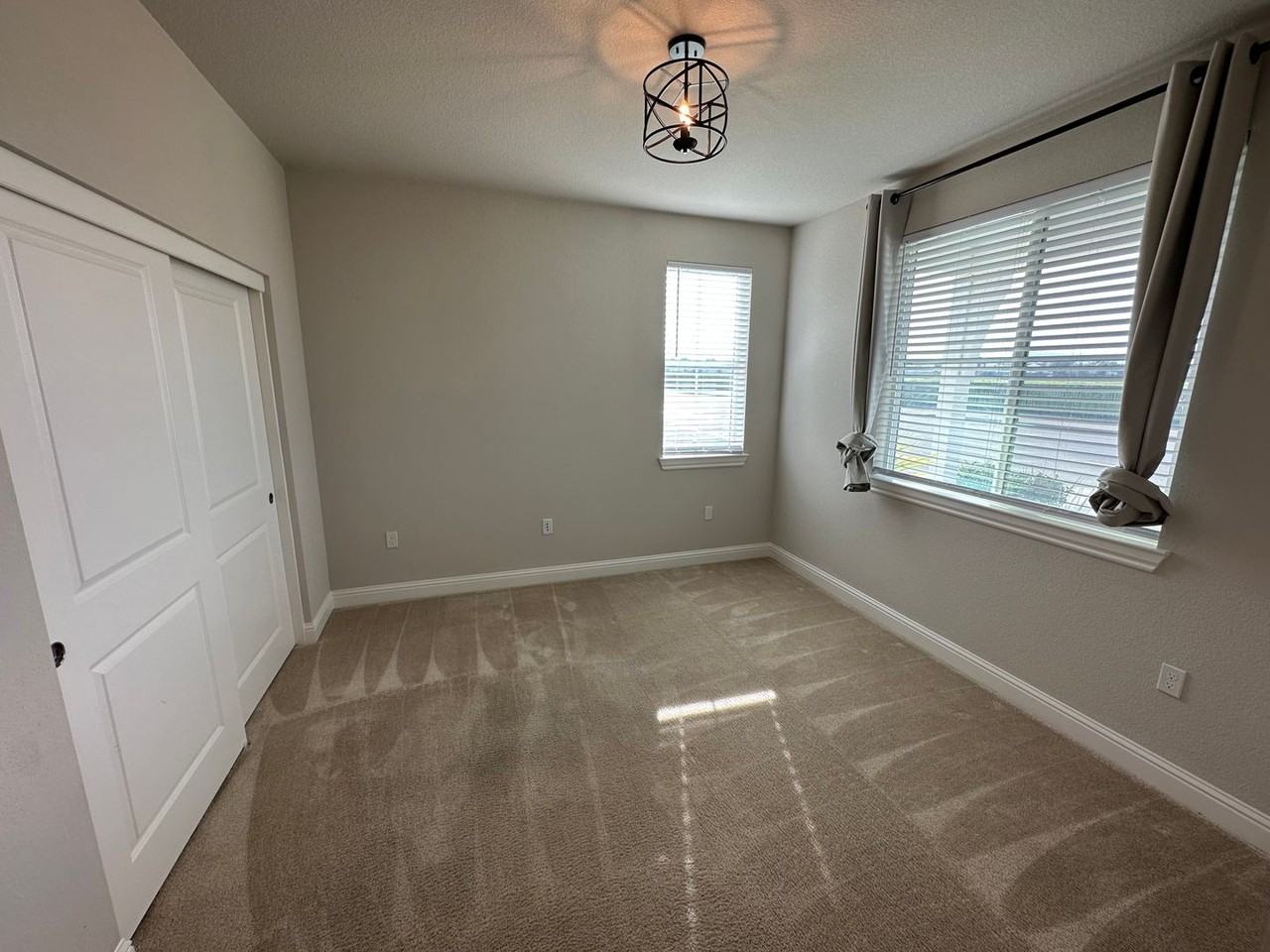 264 Mabel Josephine Dr - Photo 4 of 35