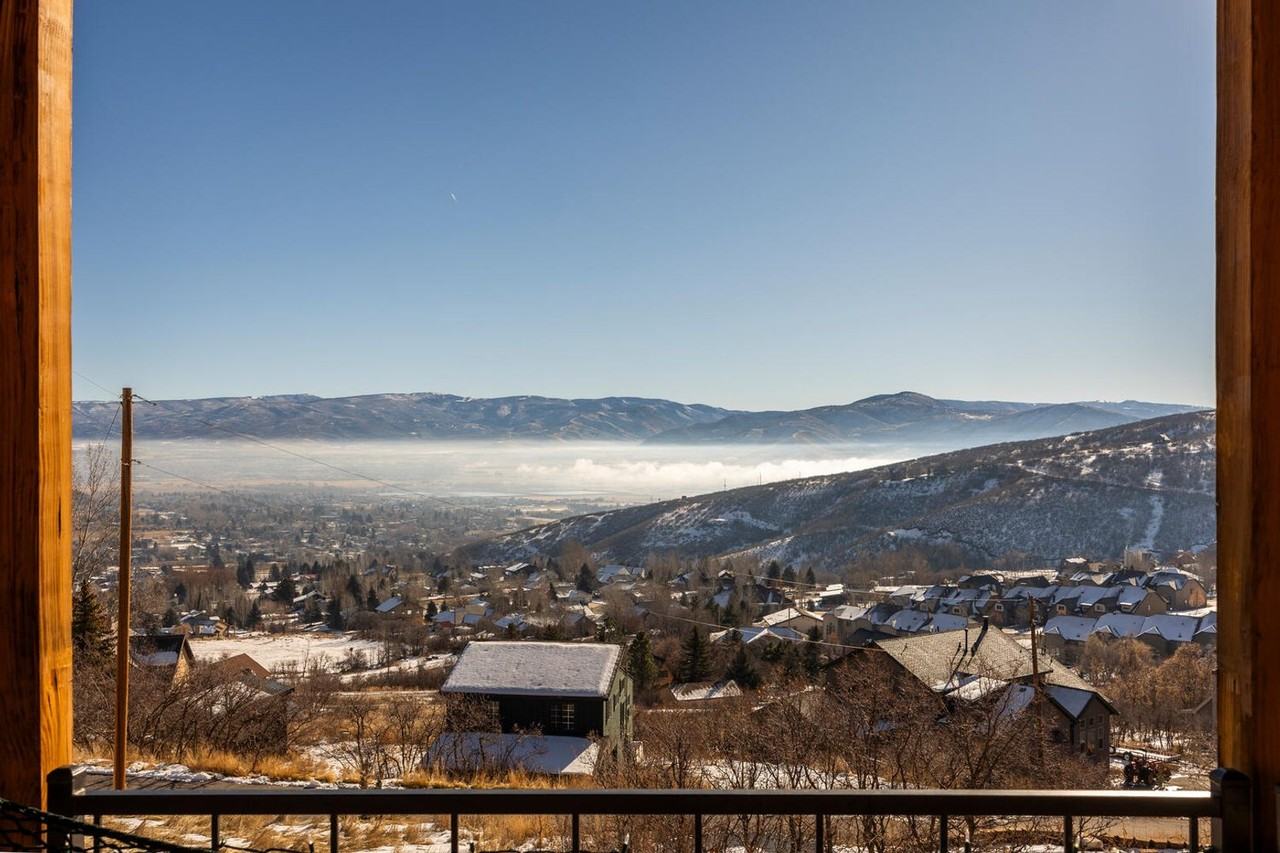 1355 Lucern Dr - Photo 2 of 49