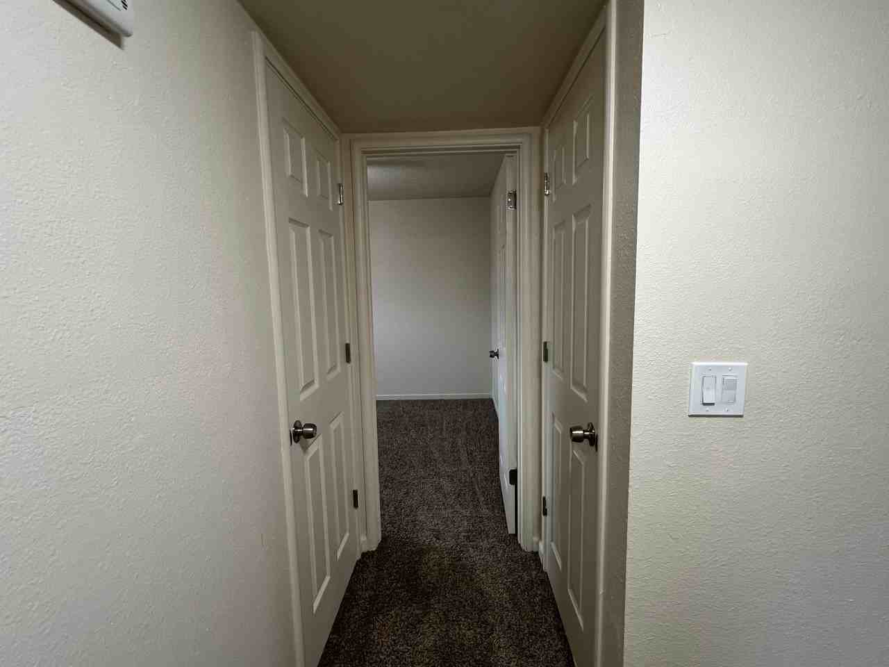 412 2nd St #B - Photo 7 of 9