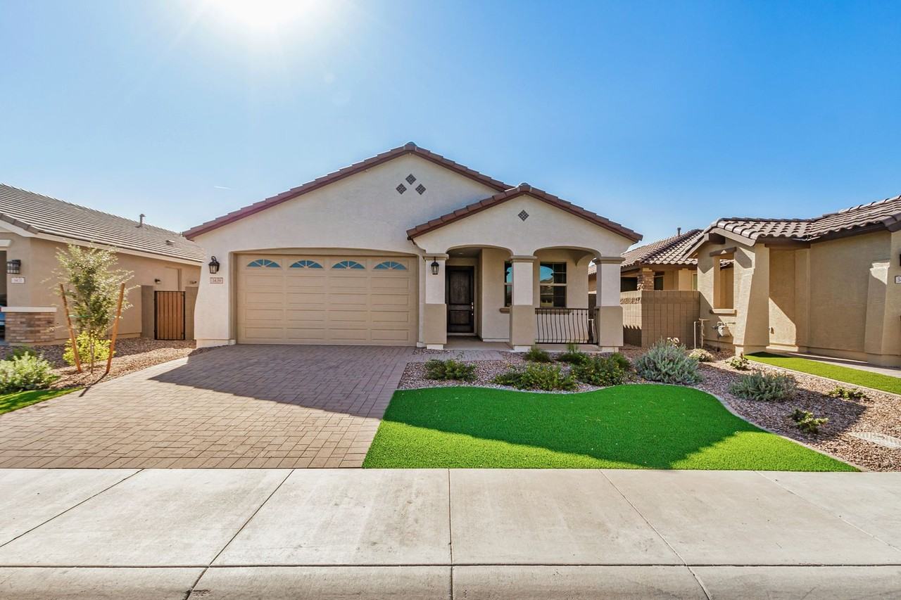 3439 W Oil Well Rd - Photo 2 of 50