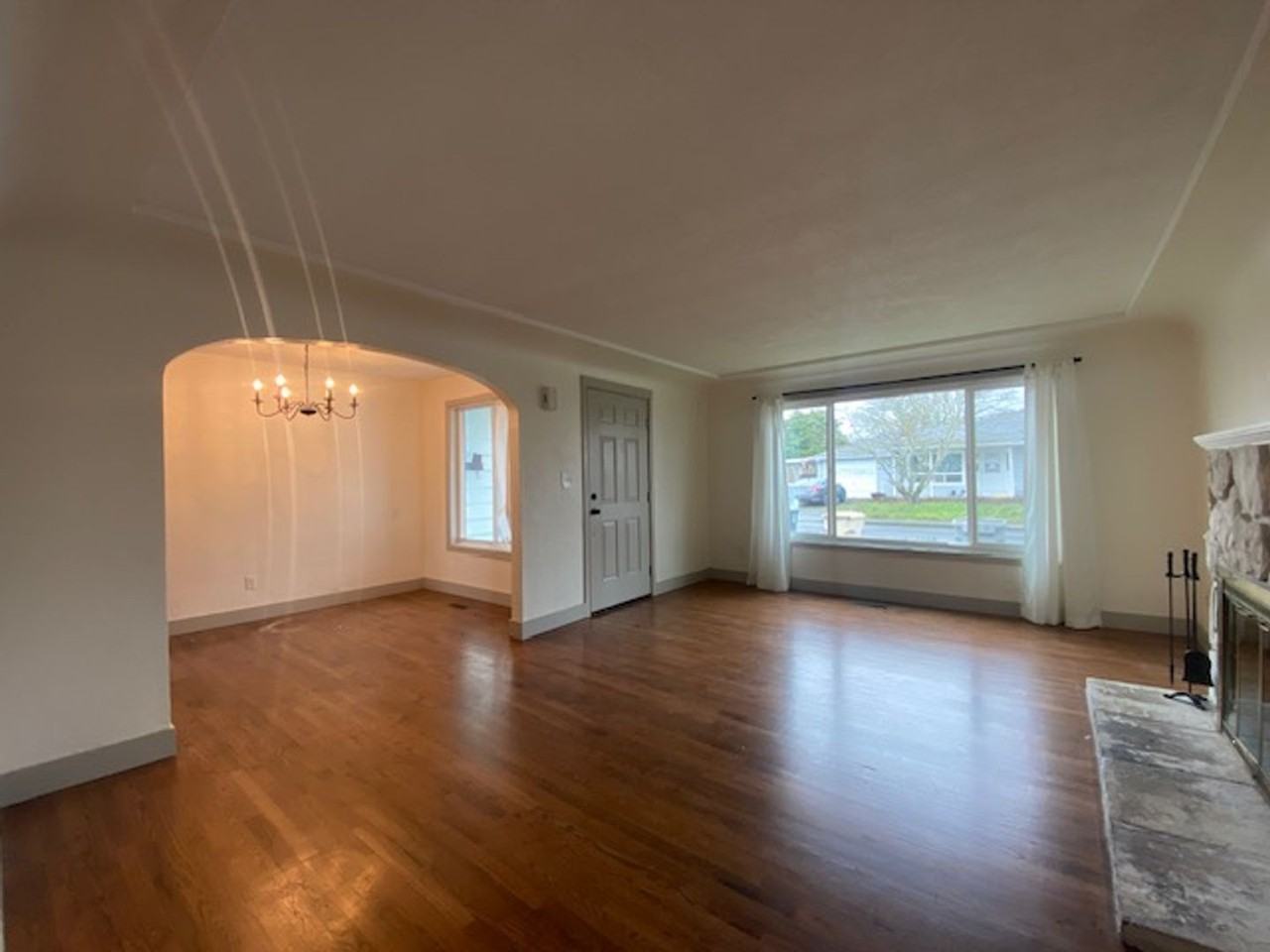 1610 Hiatt St - Photo 3 of 22