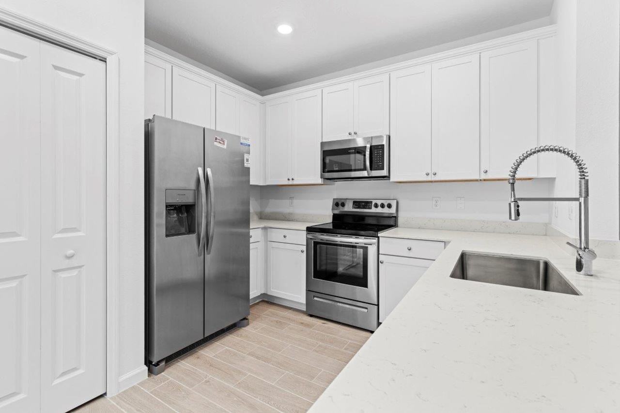 698 Nw 126th Ter - Photo 6 of 23