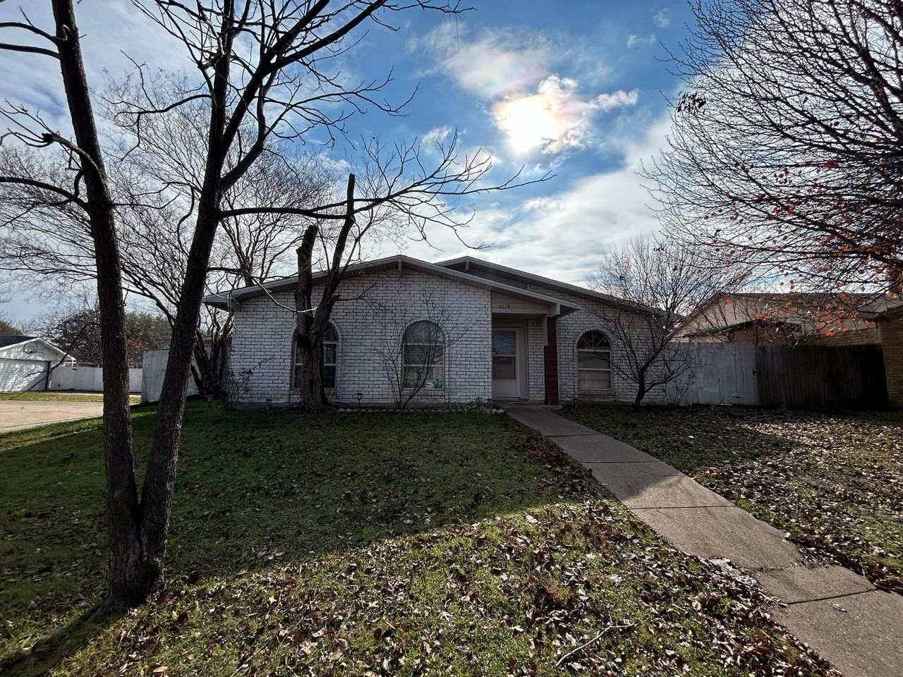 2005 Clark Trl - Photo 2 of 18