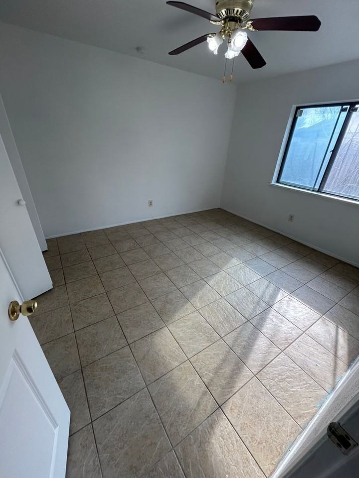 2005 Clark Trl - Photo 7 of 18