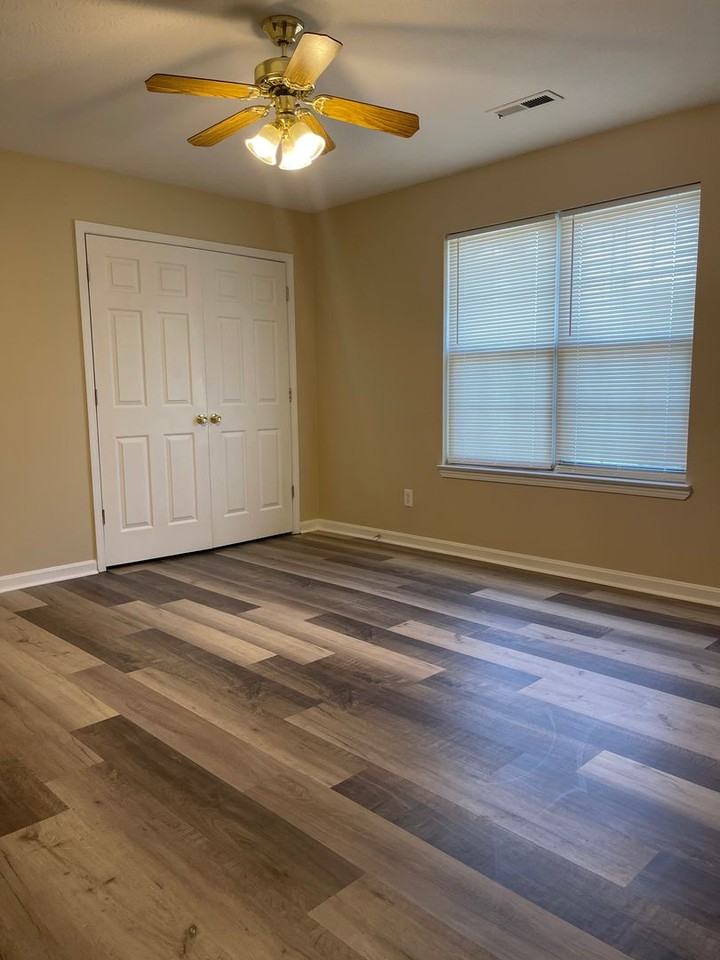 312 Oliver Street - Photo 7 of 15