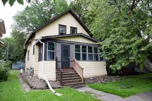 featured image of 1054 24th Ave Se