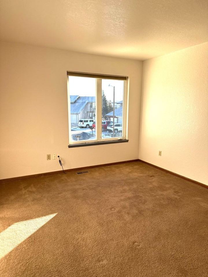 762 Century Pl #A - Photo 5 of 29